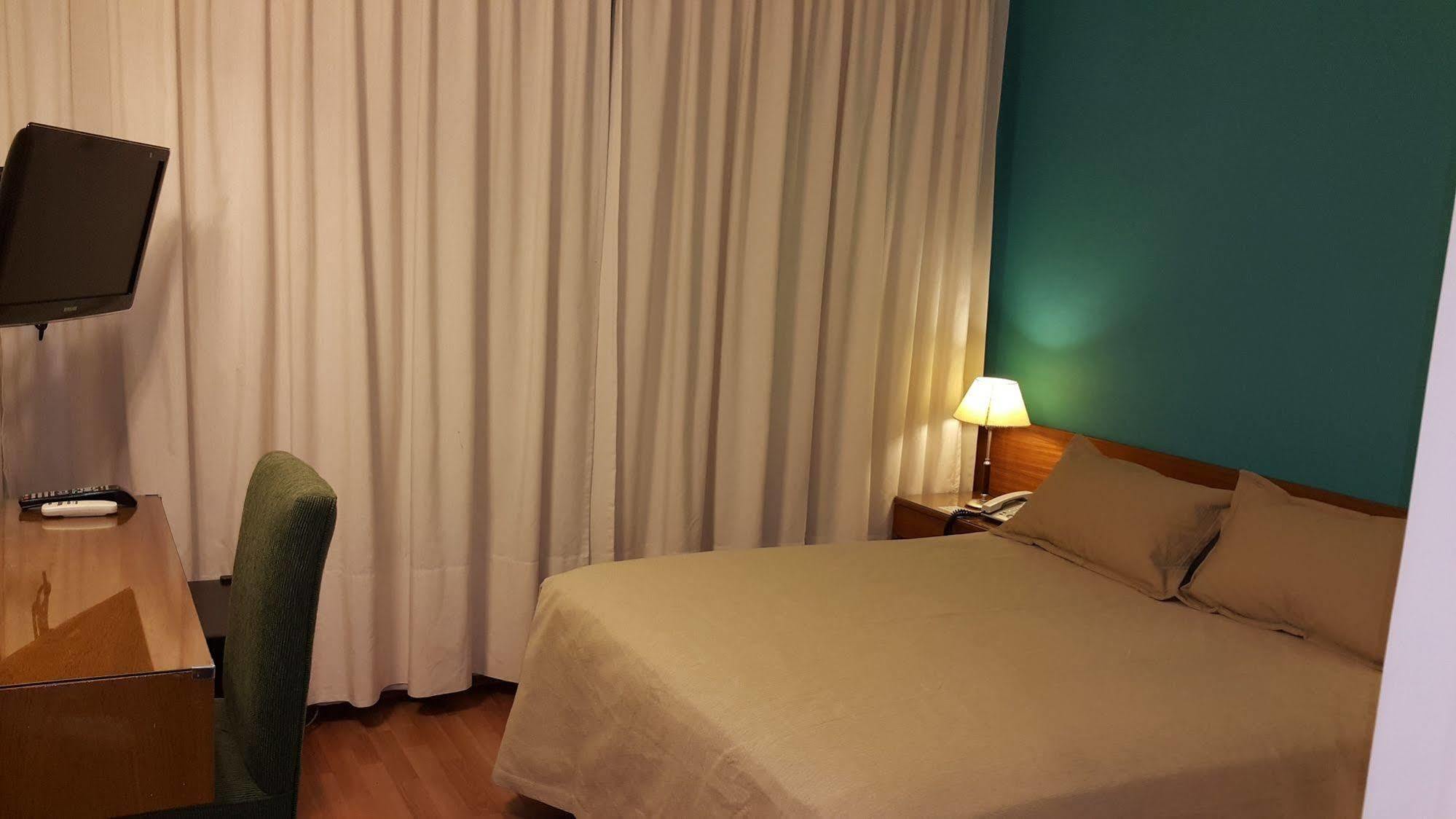 Hotel Avenida Buenos Aires Ngoại thất bức ảnh