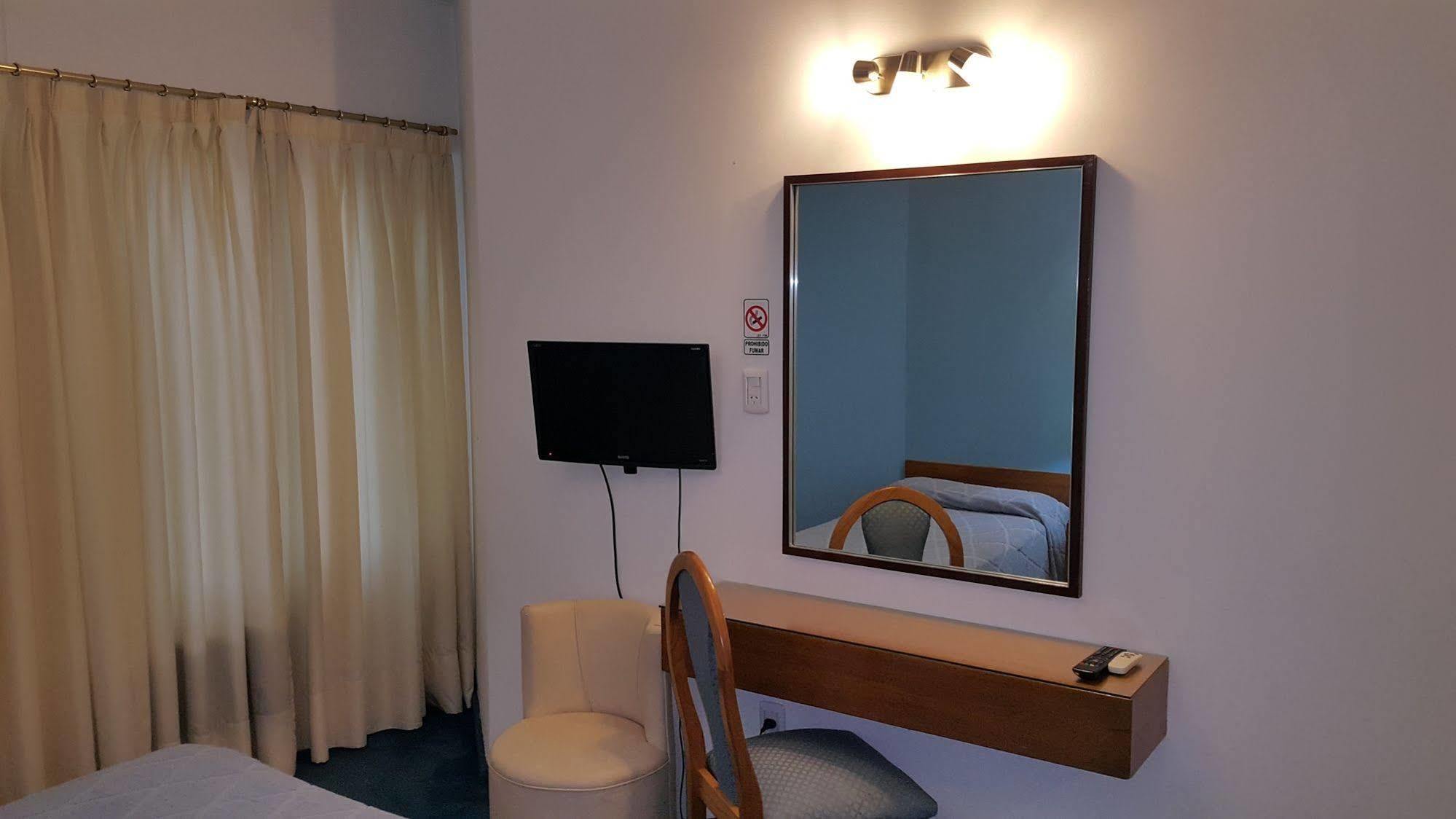 Hotel Avenida Buenos Aires Ngoại thất bức ảnh