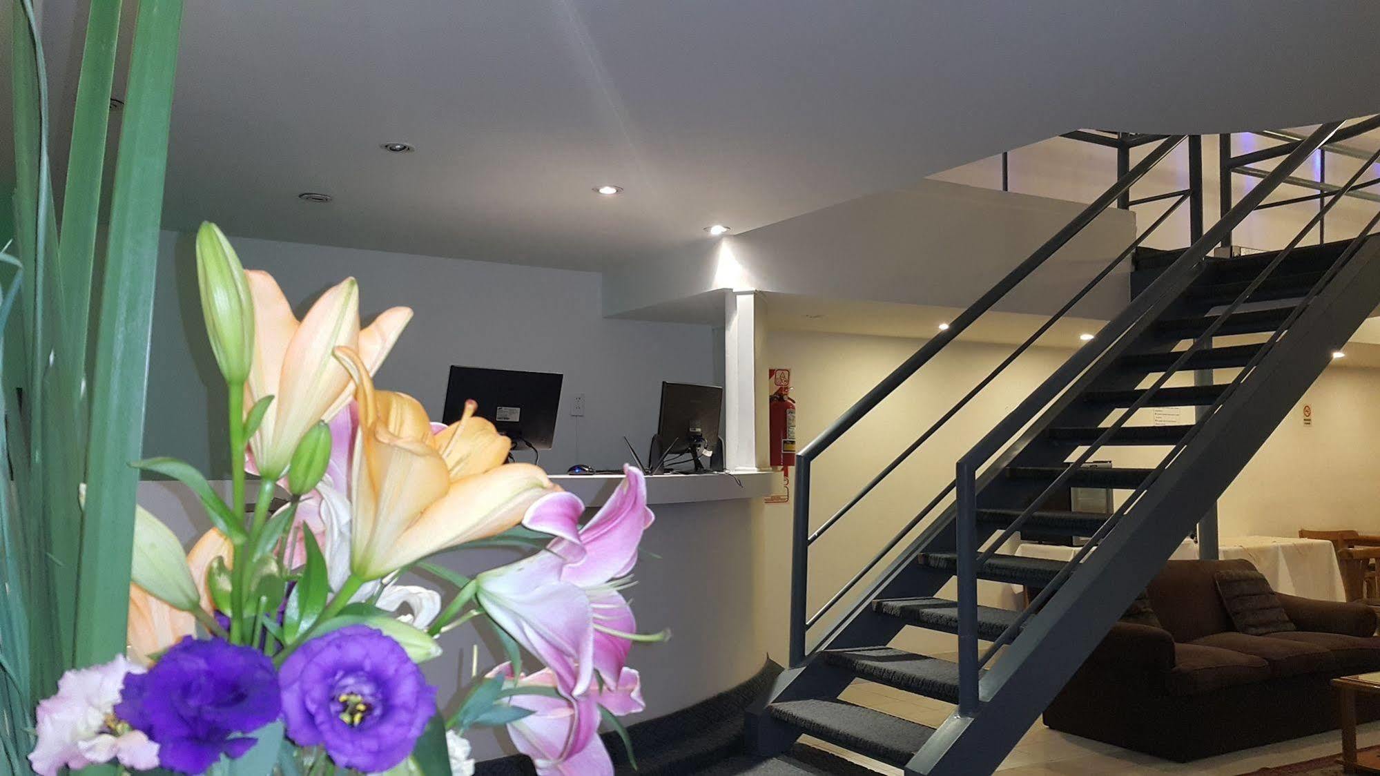 Hotel Avenida Buenos Aires Ngoại thất bức ảnh